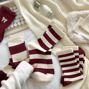 Women's Basic Stripes Color Clash Mid-Calf Socks h5 Picture2