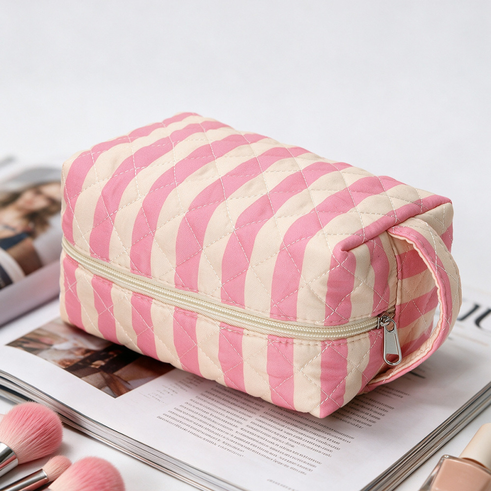 Simple Series Daily Stripe Mixed Color Polyester Makeup Bags Picture3
