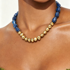 Simple Series Retro Irregular Shape Beads Acrylic Women's Beaded Necklaces h5 Picture3