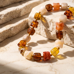 Simple Series Retro Beads Gradient Color Acrylic Women's Beaded Necklaces h5 Picture3