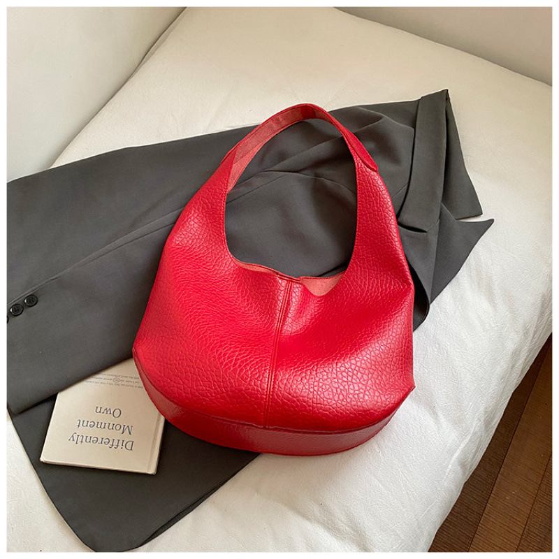 Minimalist Style None Solid Color Pu Women's Round Shoulder Bags 