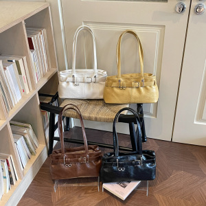 Old Money Style Metal Hardware Solid Color Pu Women's East-West Bag h5 Picture5