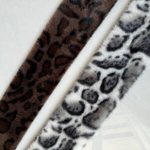 Simple Series Retro Leopard Print Imitation Fur Winter Scarves h5 Picture4