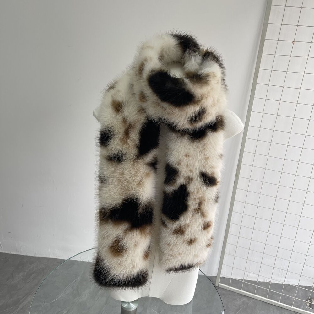 Simple Series Retro Mixed Color Animal Print Imitation Fur Winter Scarves Picture3