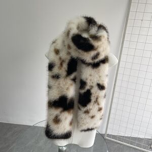 Simple Series Retro Mixed Color Animal Print Imitation Fur Winter Scarves h5 Picture3