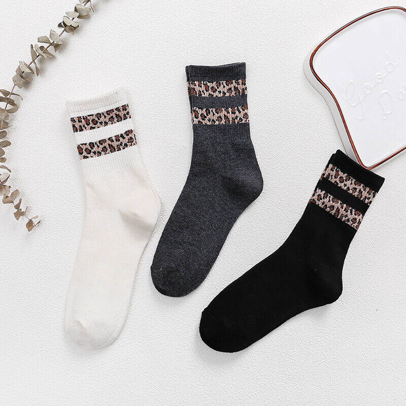 Chaussettes Mi-Mollet Rétro À Rayures Unies Et Imprimé Léopard Pour Femmes h5 Image2