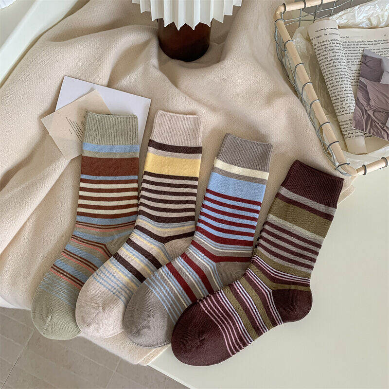 Women's Basic Stripes Color Clash Mid-Calf Socks