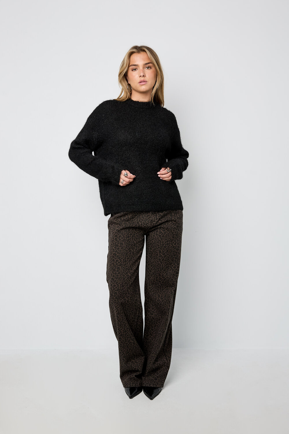 Open Back Sweater h5Picture9