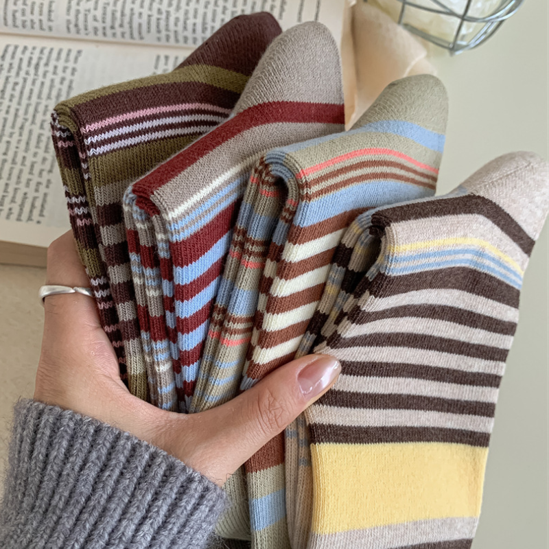 Chaussettes Mi-Mollet À Rayures Basiques Pour Femmes Image2