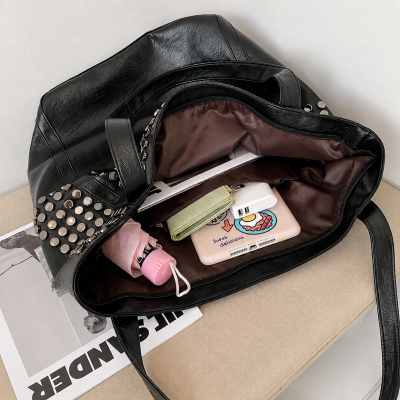 Borsa A Tracolla Quadrata Da Donna In Pu Di Alta Qualità, Stile Casual, Con Dettagli In Metallo, Borchie E Rivetti In Tinta Unita. Immagine7