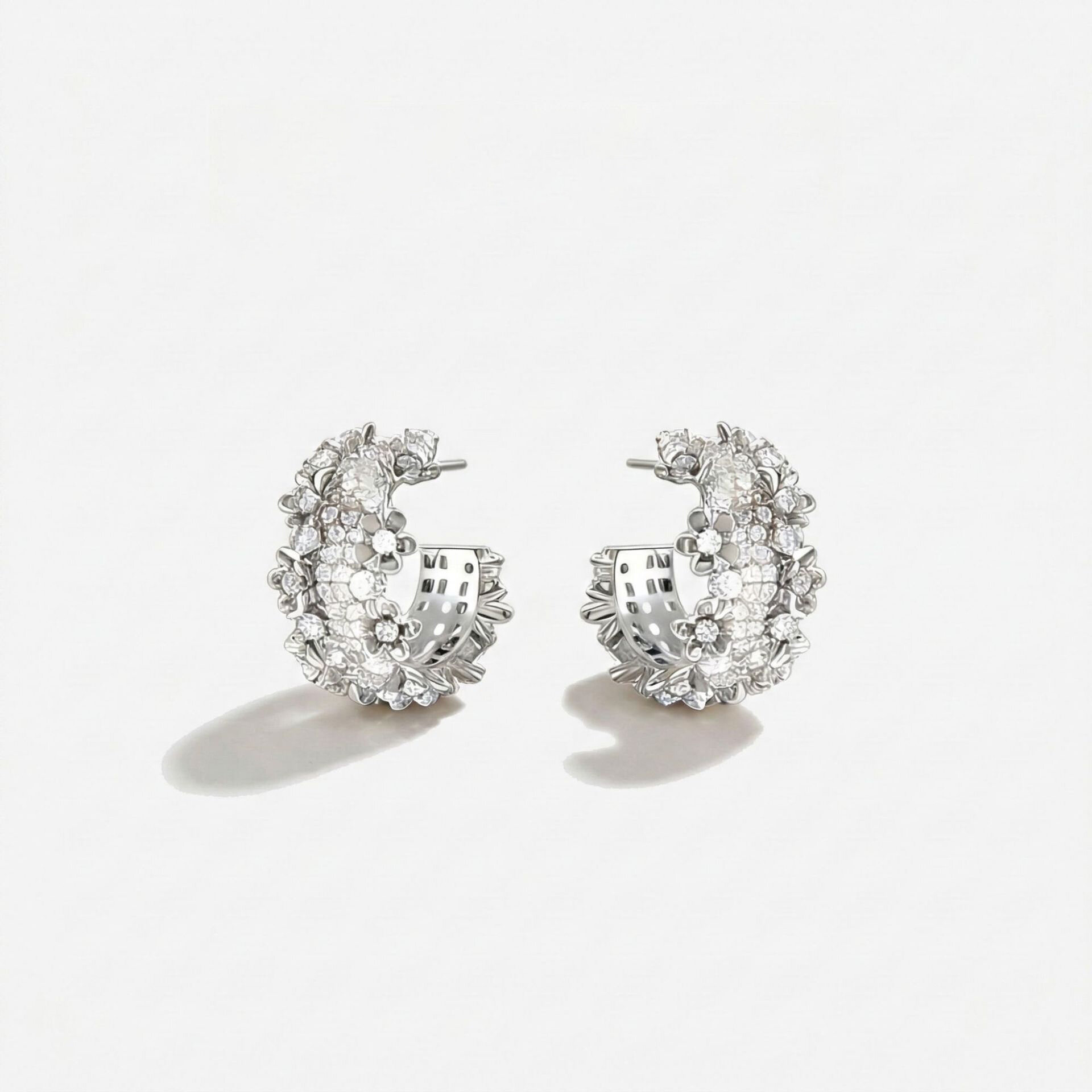 Luxurious Series Elegant Irregular Shape Copper   Gold Color  Women's Stud Earrings 2