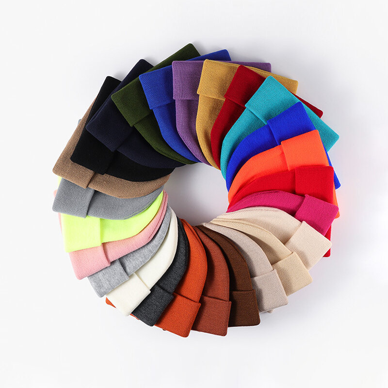 Eenvoudige gebreide muts voor dames van effen polyester 2