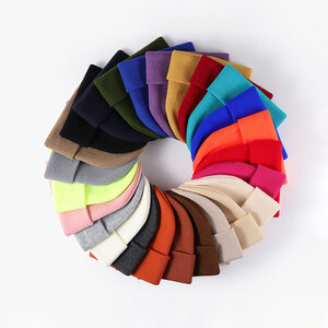 Simple Solid Color Polyester Women's Knitted Beanie h5 Picture2