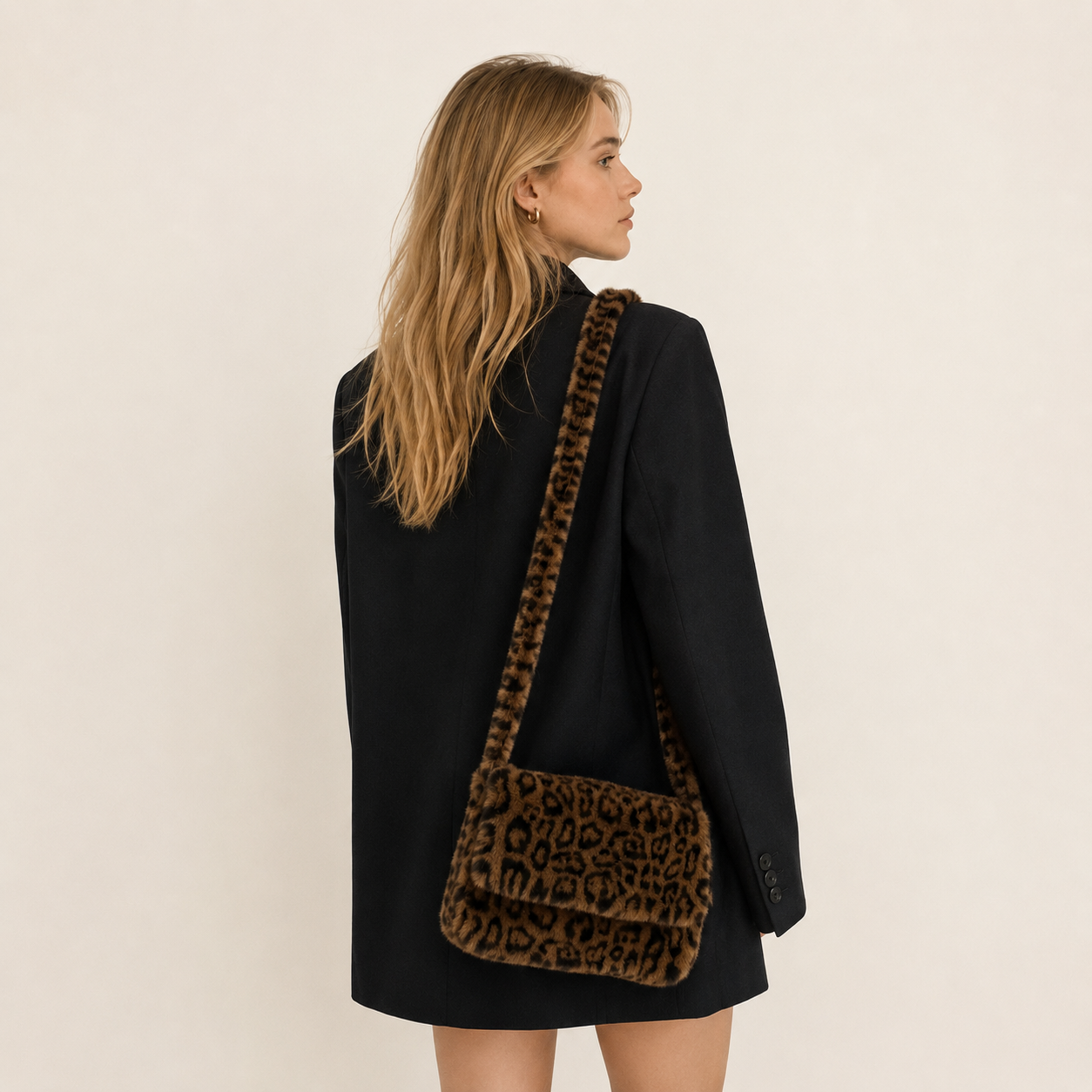 Casual Stijl Pluizige Vierkante Schoudertas Voor Dames Met Luipaardprint Van Imitatiebont Afbeelding2