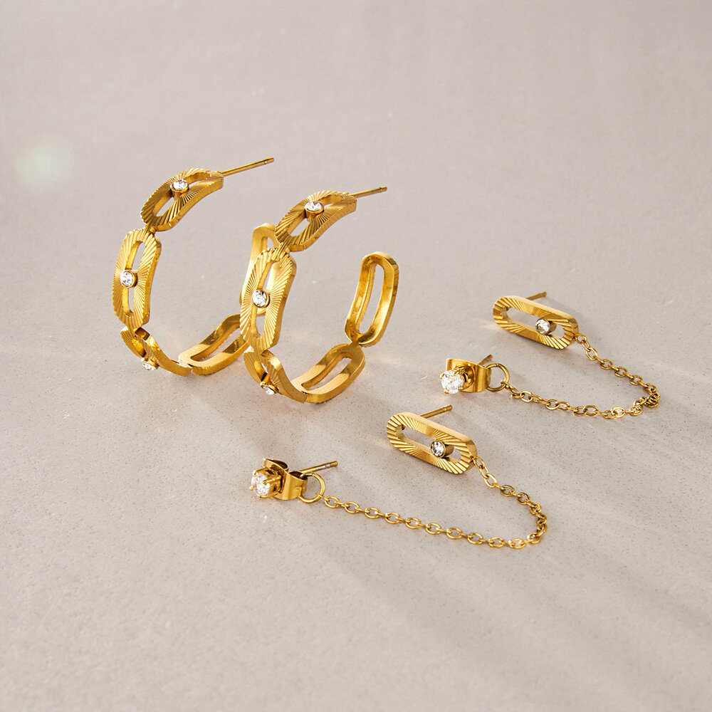 Hollowed-Out Geometric Shape Stainless Steel Waterproof Gold Color Rhinestone Women's Stud Earrings h5Picture2