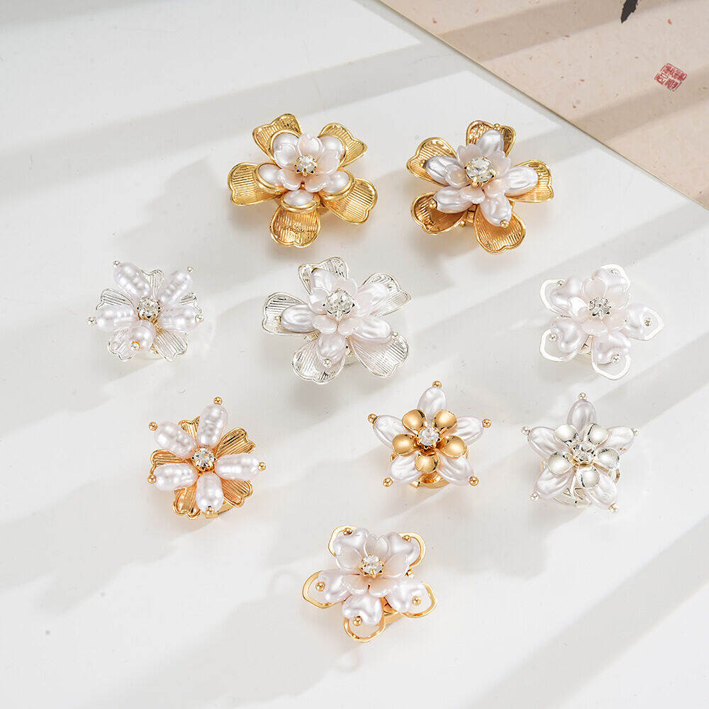 Luxurious Series Elegant Flower Imitation Pearl Rhinestone Artificial Pearl Cufflinks h5Picture3