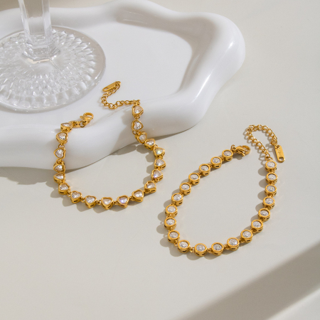 Luxurious Series Simple Heart Stainless Steel Gold Color Zircon Women's Chain Bracelets 2