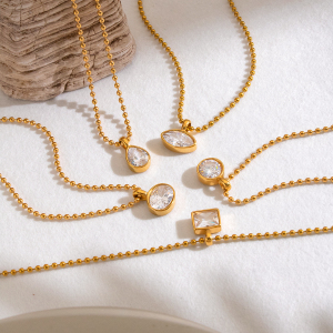 Geometric Shape Stainless Steel Waterproof Gold Color Women's Pendant Necklaces h5 Picture4