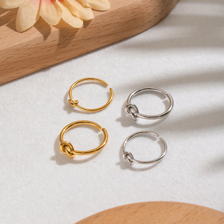 Knoopvormige, waterdichte, goudkleurige, minimalistische ringen van roestvrij staal, waterdicht. 2