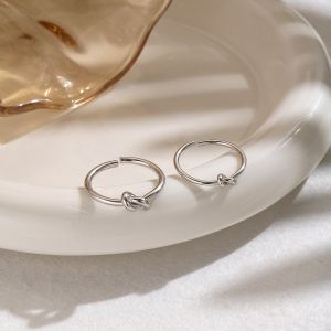 Knot Shape Stainless Steel Waterproof Gold Color Minimalist Rings h5 Picture4