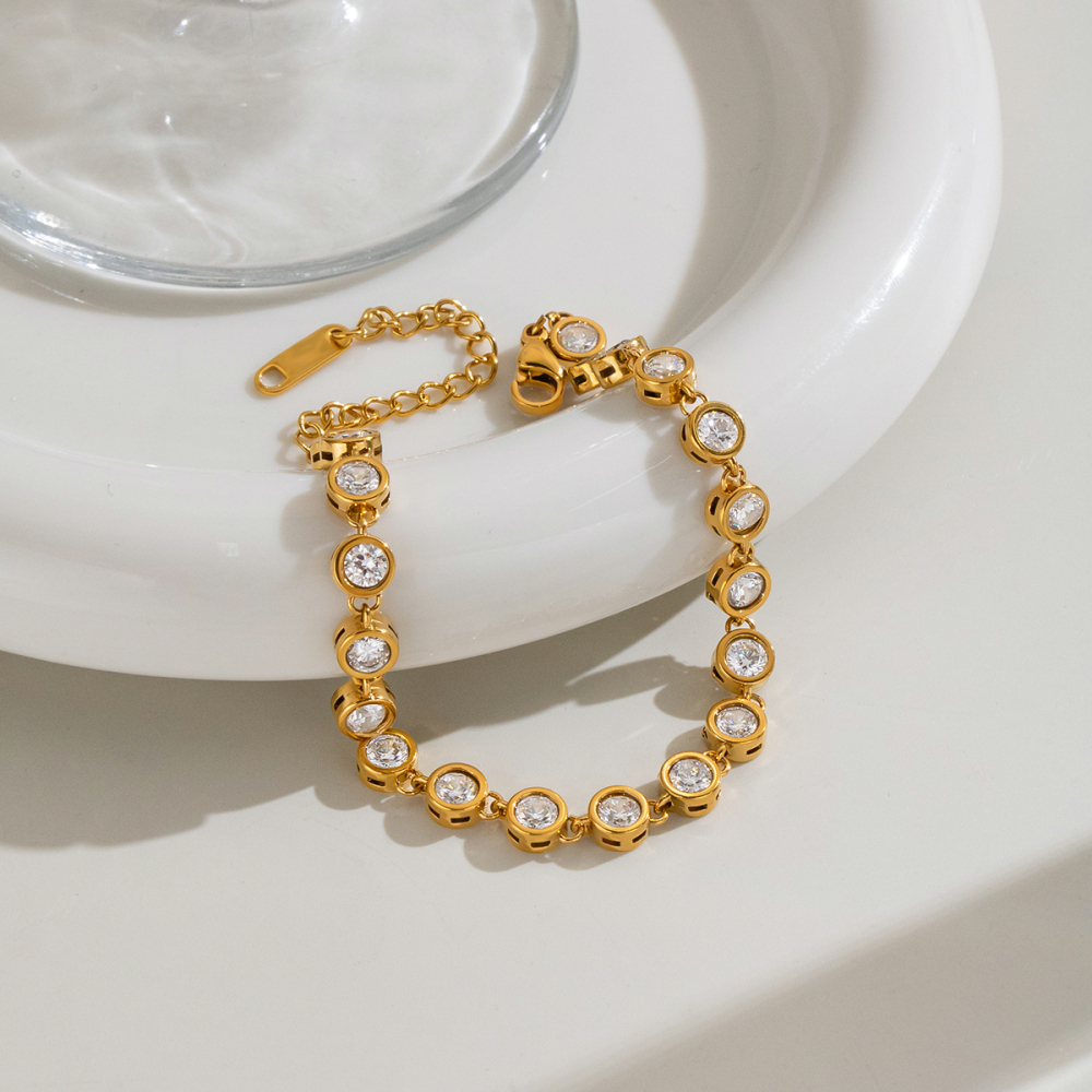 Luxurious Series Simple Heart Stainless Steel Gold Color Zircon Women's Chain Bracelets Picture5