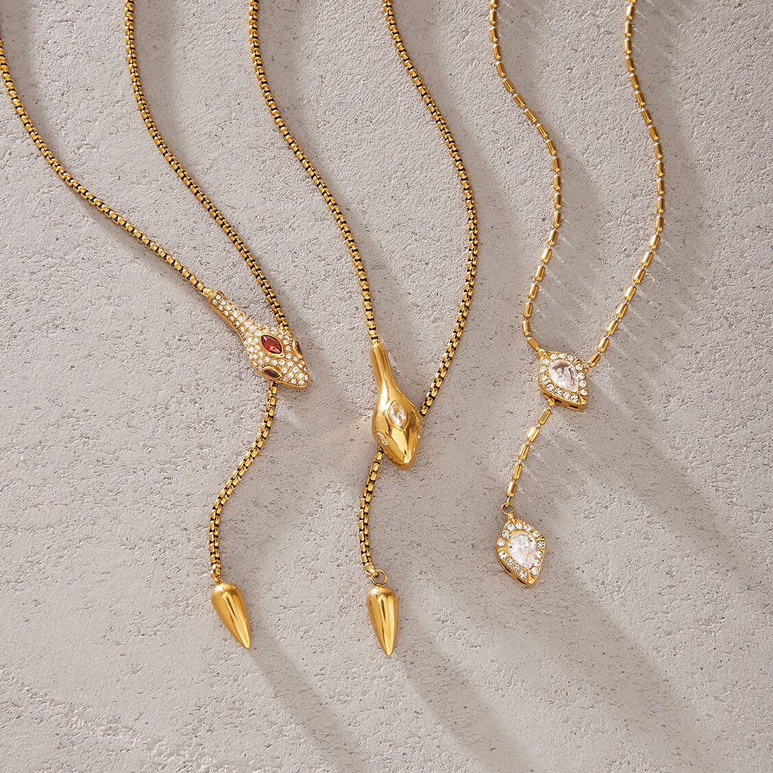 Collares Con Colgante Para Mujer En Forma De Serpiente, De Acero Inoxidable, Impermeables, De Color Dorado, Con Diamantes De Imitación Y Circonitas. h5 Imagen2