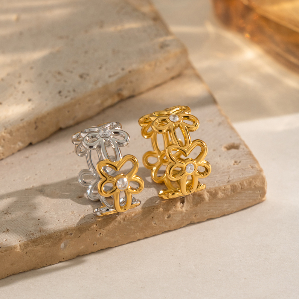 Flower Stainless Steel Waterproof Gold Color Minimalist Rings Picture3