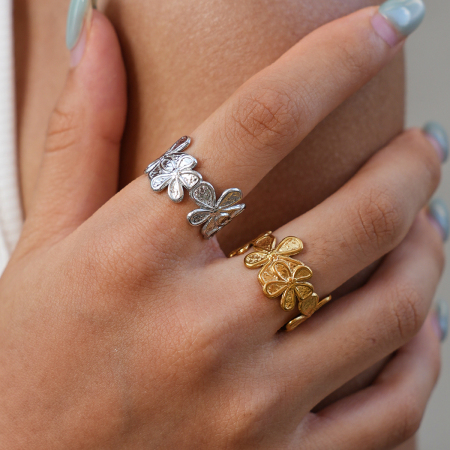Simple Series Daily Flower Edelstahl wasserdichte Statement-Ringe in Goldfarbe