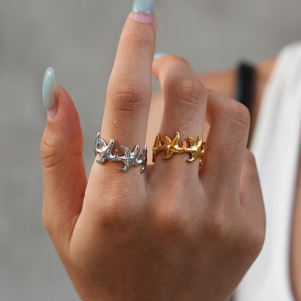 Simple Series Daily Starfish Stainless Steel Waterproof   Gold Color  Statement Rings Picture5