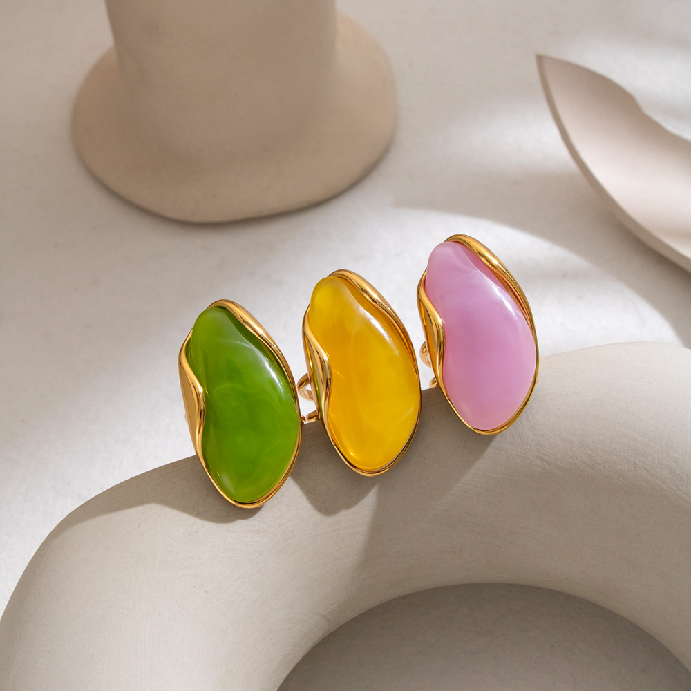 Irregular Shape Resin Gold Color Statement Rings Picture3