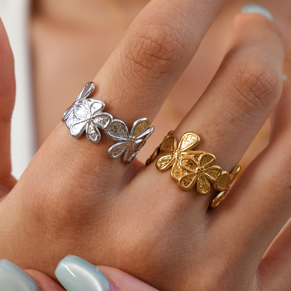 Simple Series Daily Flower Stainless Steel Waterproof   Gold Color  Statement Rings Picture5