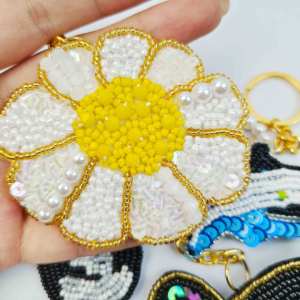 Simple Series Casual Flower Animal Oceanic Style Mixed Color Food Woven Birds Shell Fish Dachshund Seed Bead Keychain h5 Picture5