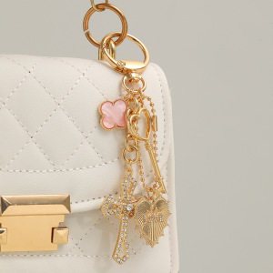 Luxurious Series Casual Letter Heart Cross Key Chain Clover Lock Alloy Rhinestone Keychain h5 Picture2