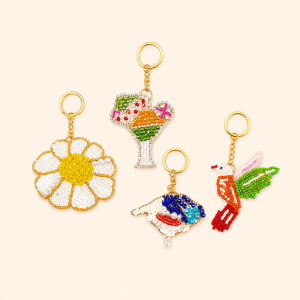 Simple Series Casual Flower Animal Oceanic Style Mixed Color Food Woven Birds Shell Fish Dachshund Seed Bead Keychain h5 Picture3