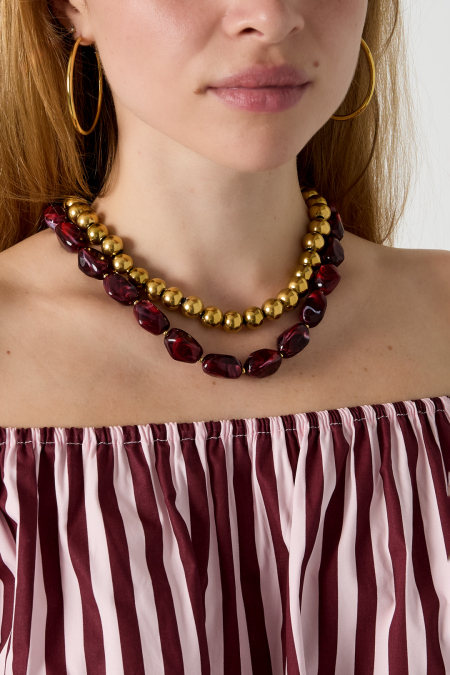 Necklace with organic beads 2