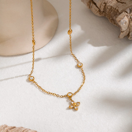 Simple Series Simple Clover Stainless Steel Gold Color Zircon Women's Chain Necklaces