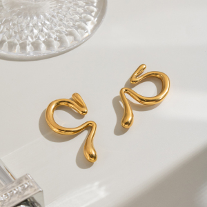 Stainless Steel Waterproof Gold Color Women's Ear Cuffs h5 Picture4