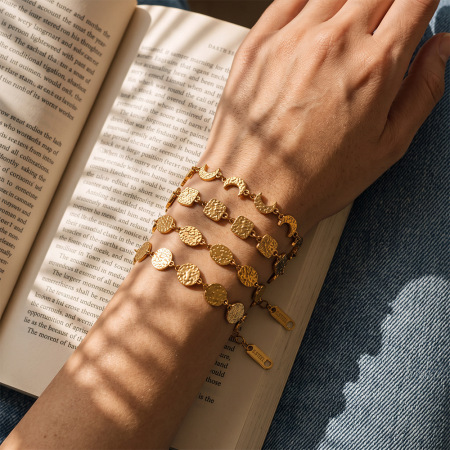 Simple Series Daily Patchwork Star Moon Stainless Steel Waterproof   Gold Color  Women's Chain Bracelets