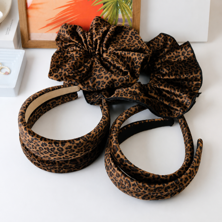 Haarbänder aus Stoff mit Retro-Leopardenmuster der Simple-Serie