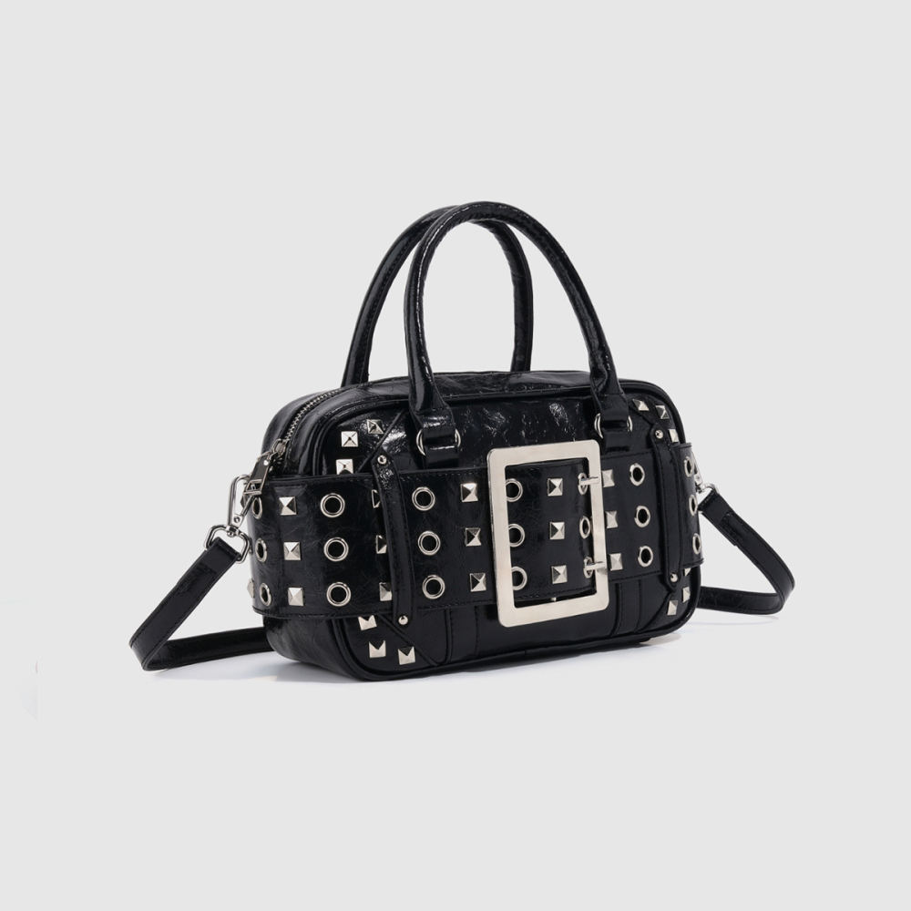 Streetwear Style Studded Rivet Pu Women's Handbags Picture2