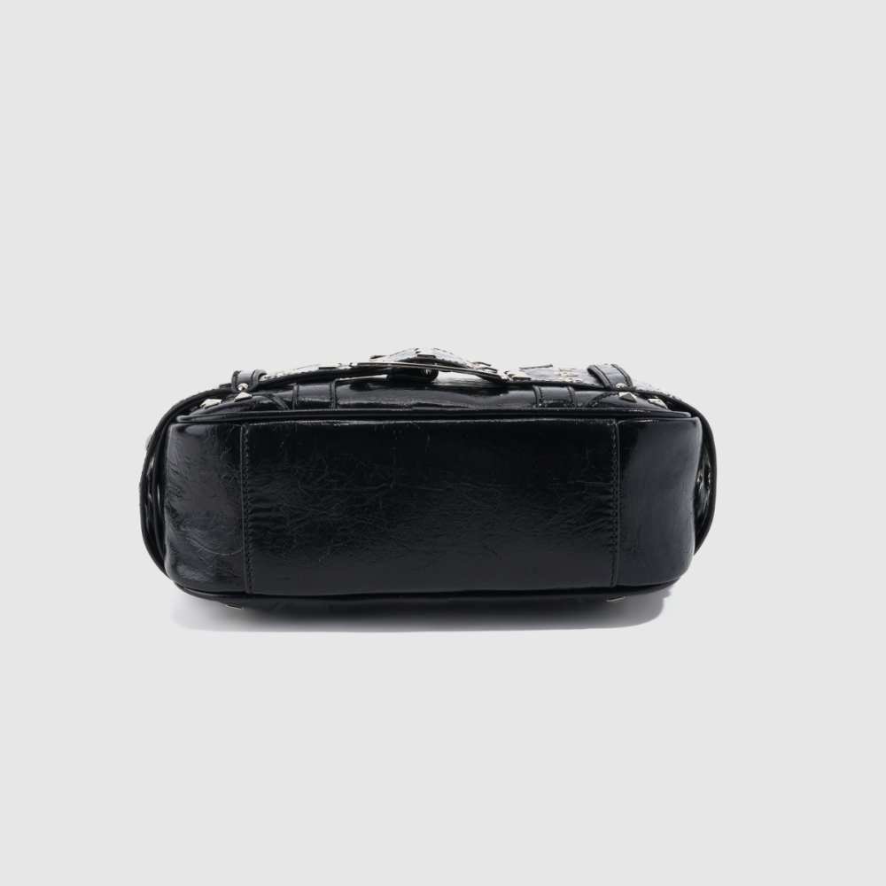 Streetwear Style Studded Rivet Pu Women's Handbags Picture4
