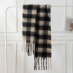 Simple Series Daily Plaid Tassel Mixed Color Polyester Winter Scarves h5 Picture2