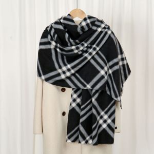 Simple Series Daily Plaid Polyester Winter Scarves h5