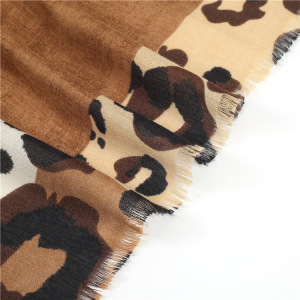 Simple Series Retro Leopard Print Mixed Color Polyester Winter Scarves h5 Picture7