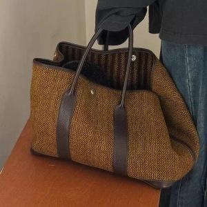 Casual Style Patchwork Woven Solid Color Patchwork Pu Women's Tote Bags h5 Picture4