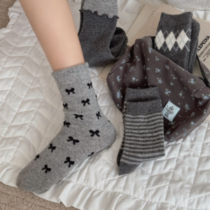 Basic Stripes Wool Plaid Mid-Calf Socks h5 Picture5