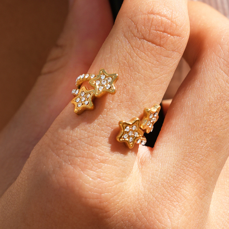 Simple Series Daily Star Stainless Steel Waterproof Gold Color Rhinestone Statement Rings 2
