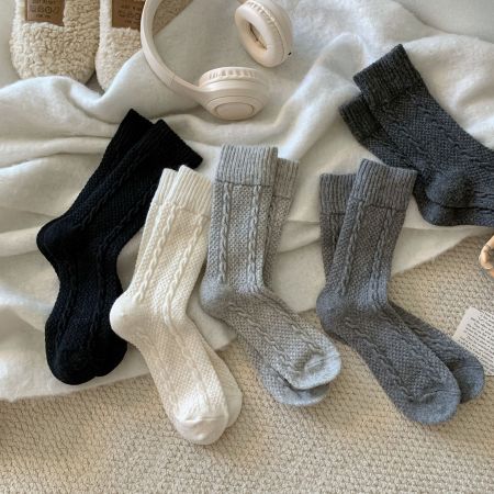 Lichte veerkrachtige basic sokken tot halverwege de kuit in effen kleur