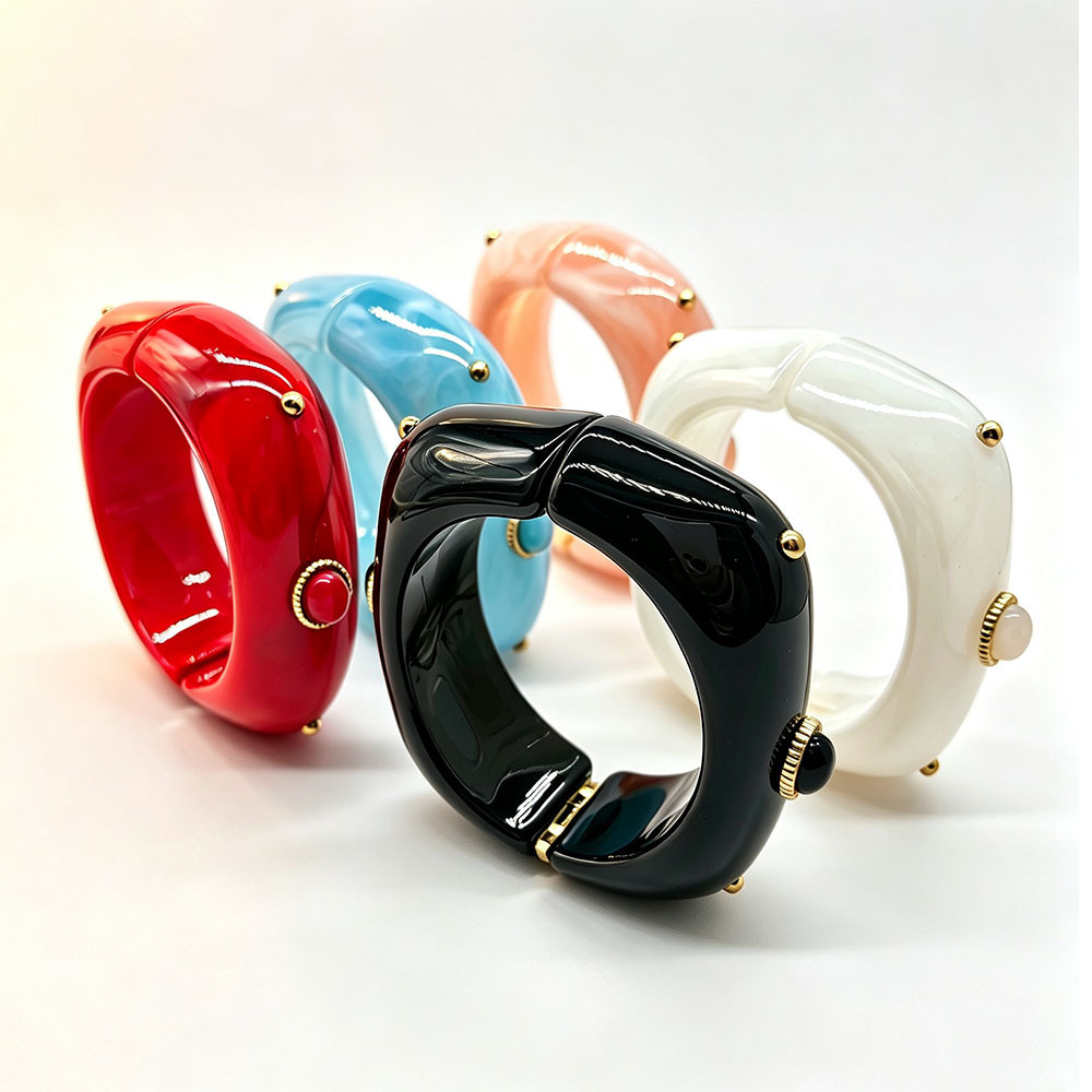 Retro Gradient Color Resin Women's Bangles Picture3