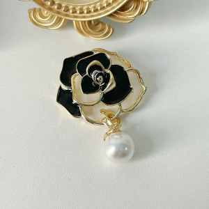 Simple Series Elegant Hollowed-Out Mixed Color Rose Alloy Artificial Pearl Brooches h5 Picture2